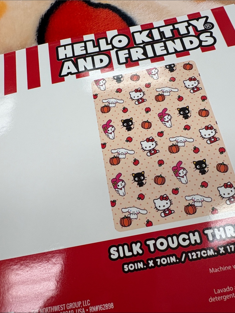 Sanrio Hello Kitty And Friends Peach Pattern Silk Touch Throw
